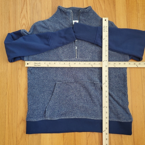 FINAL MARKDOWN Vineyard Vines Thermal Sweatshirt - Picture 13 of 13